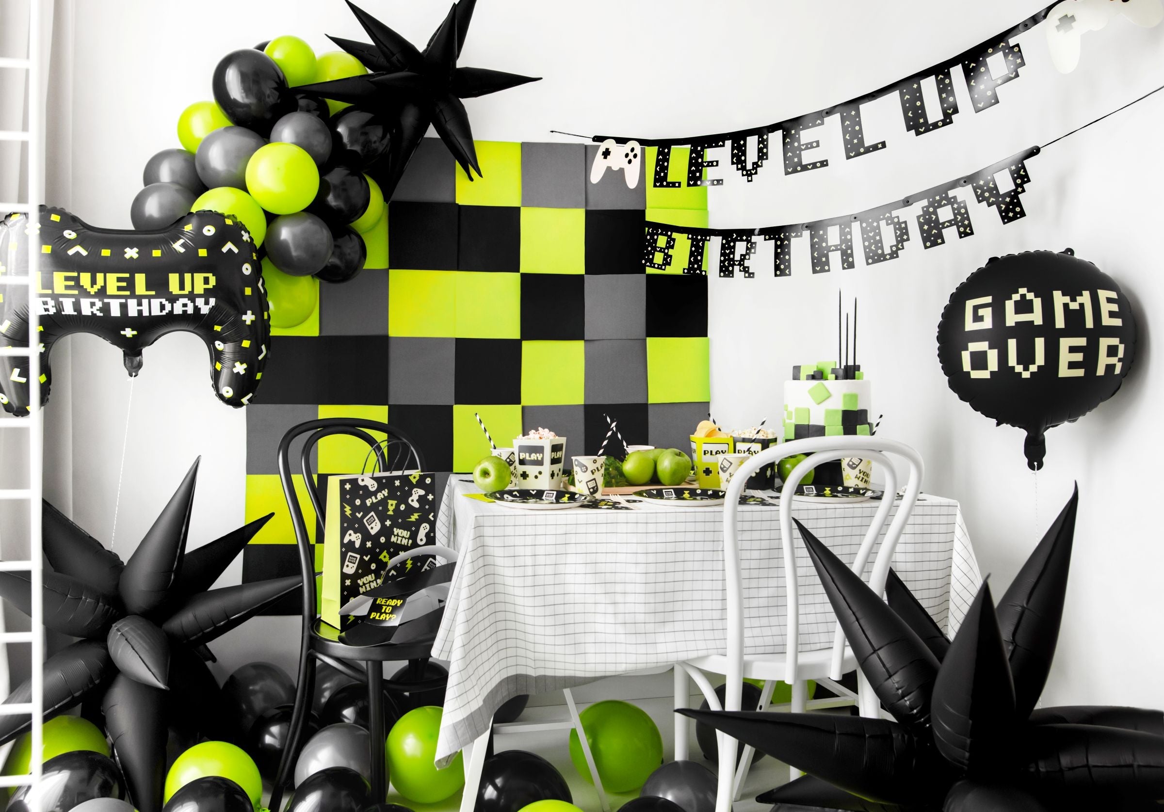 Gaming Party Supplies, tableware & Birthday Decorations