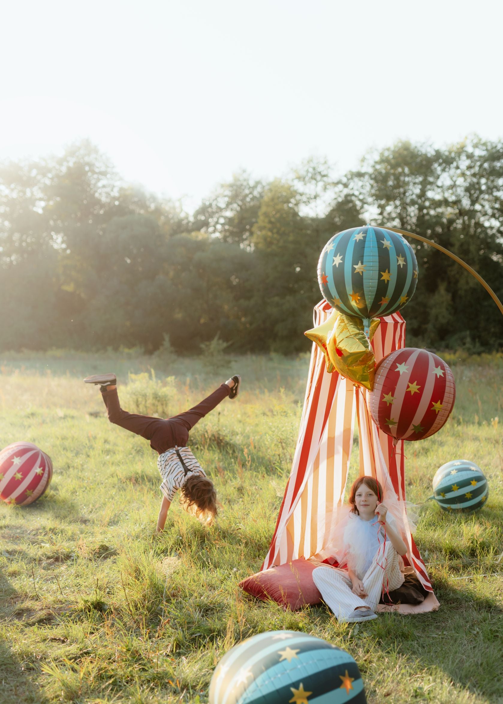 Green Starry Circus Ball Foil Balloon