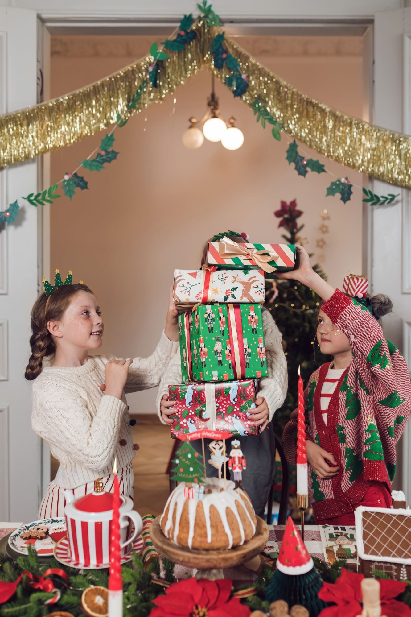 Mistletoe Garland