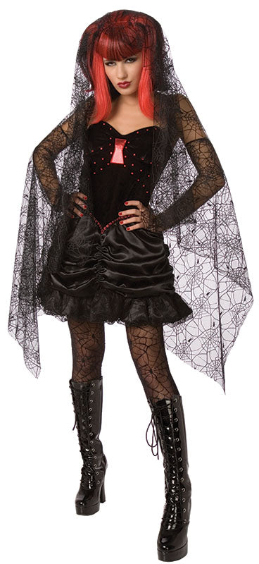 Lady wearing a Black Widow Halloween Costume