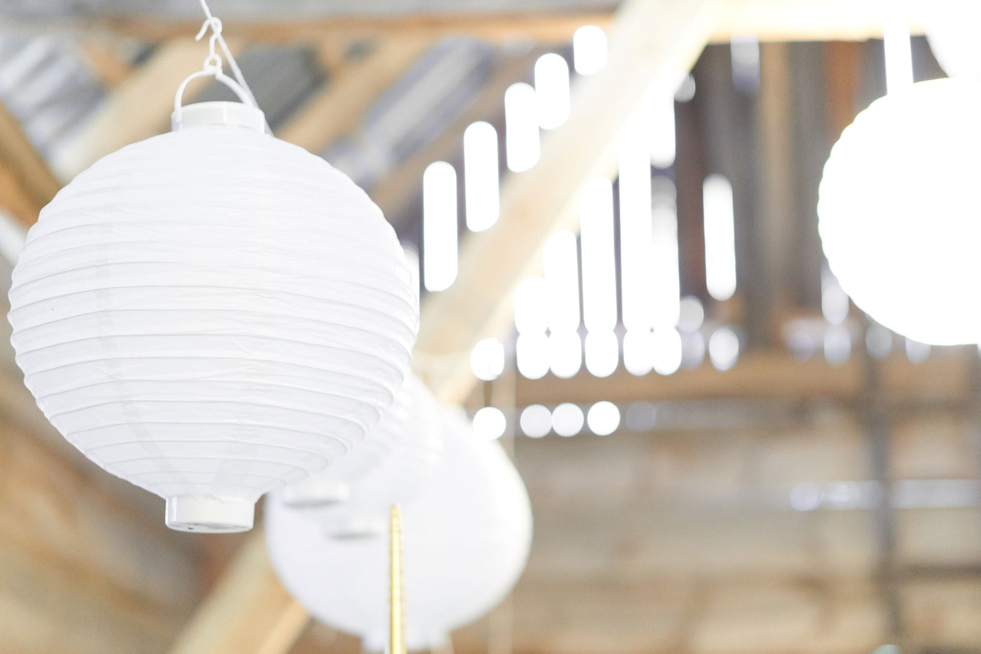 Light-up Paper Lanterns White 20cm