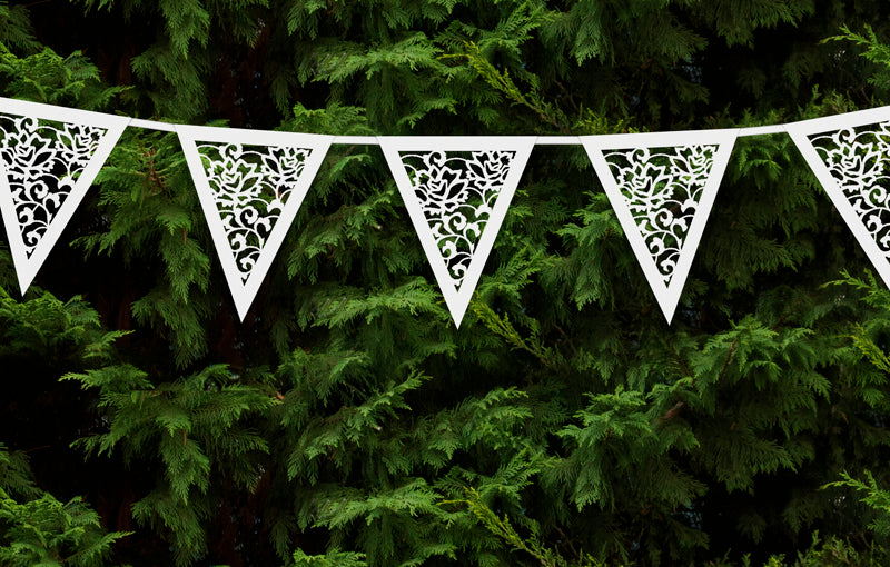 Paper bunting Pearl White 