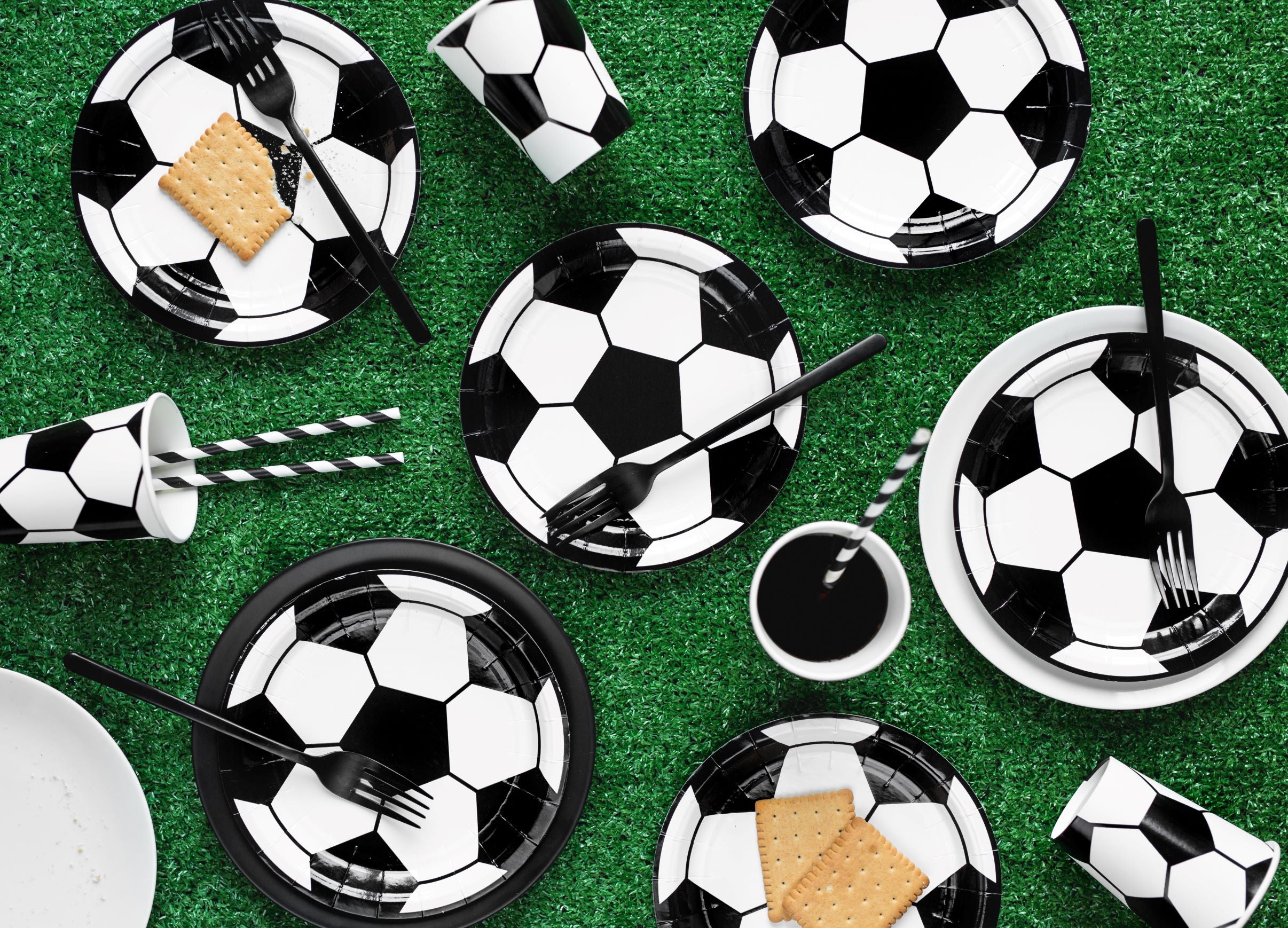 Soccer Football Paper Plates 18cm Pack of 6