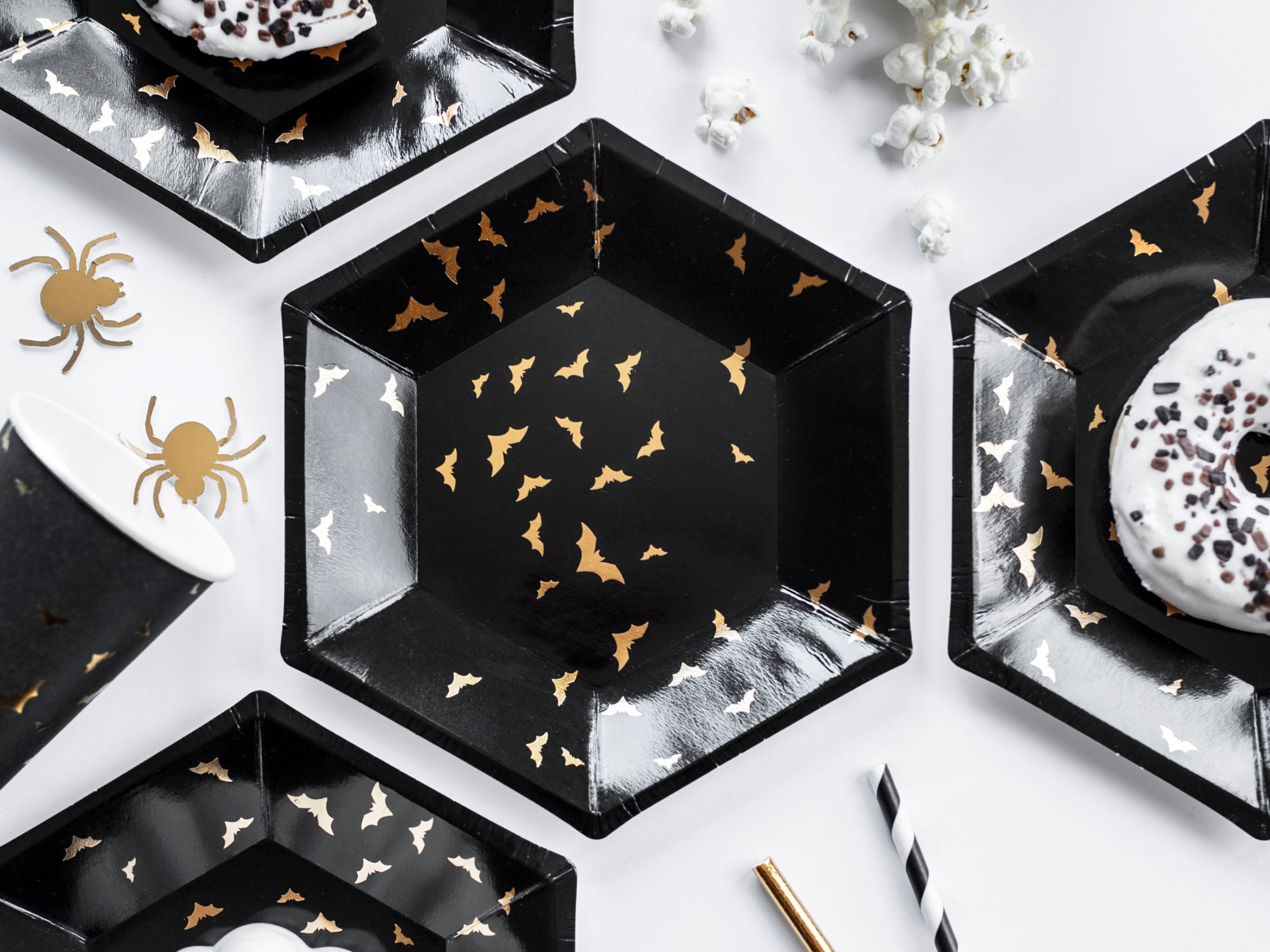 Trick or Treat Plates Halloween party tableware