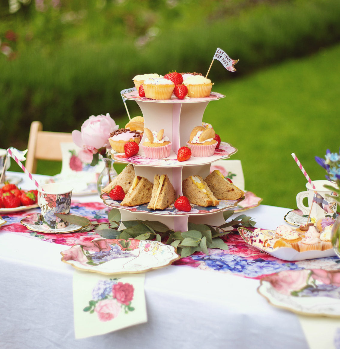 Truly Scrumptious 3 Tier Cake Stands Party Supplies