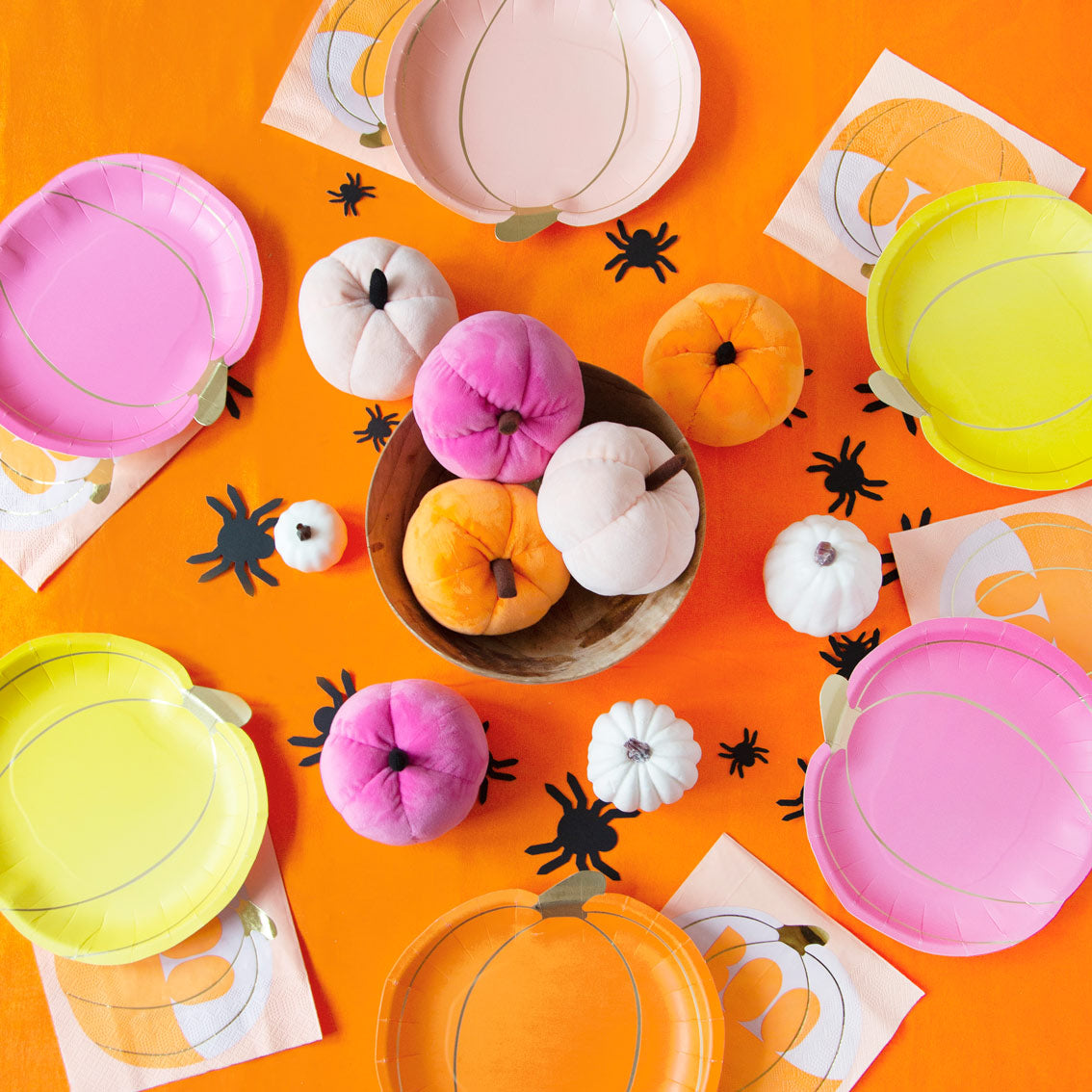 Velvet Pumpkin Table Decorations for Halloween